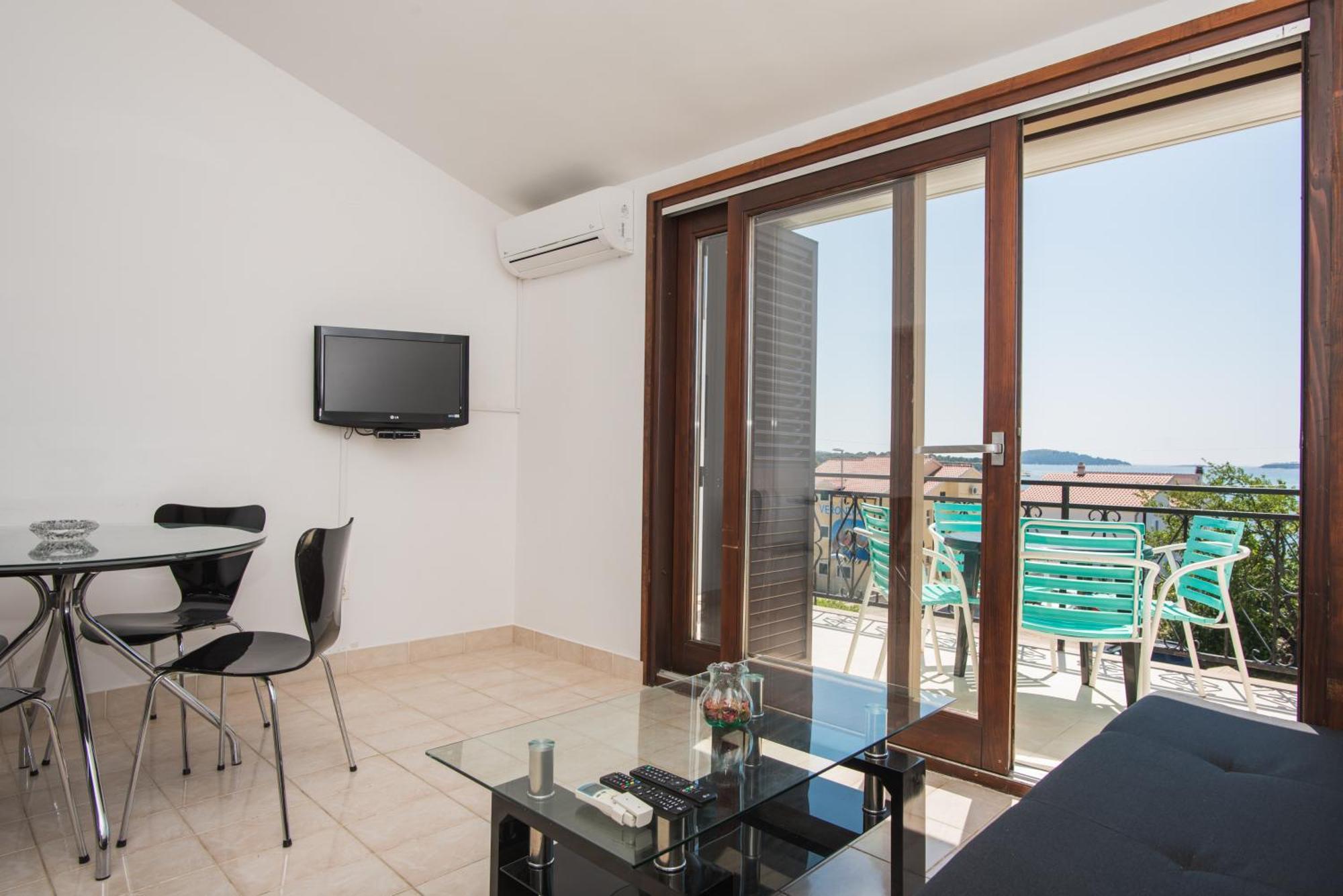 Apartments Brodarica Beach With Balcony Seaview Exterior foto