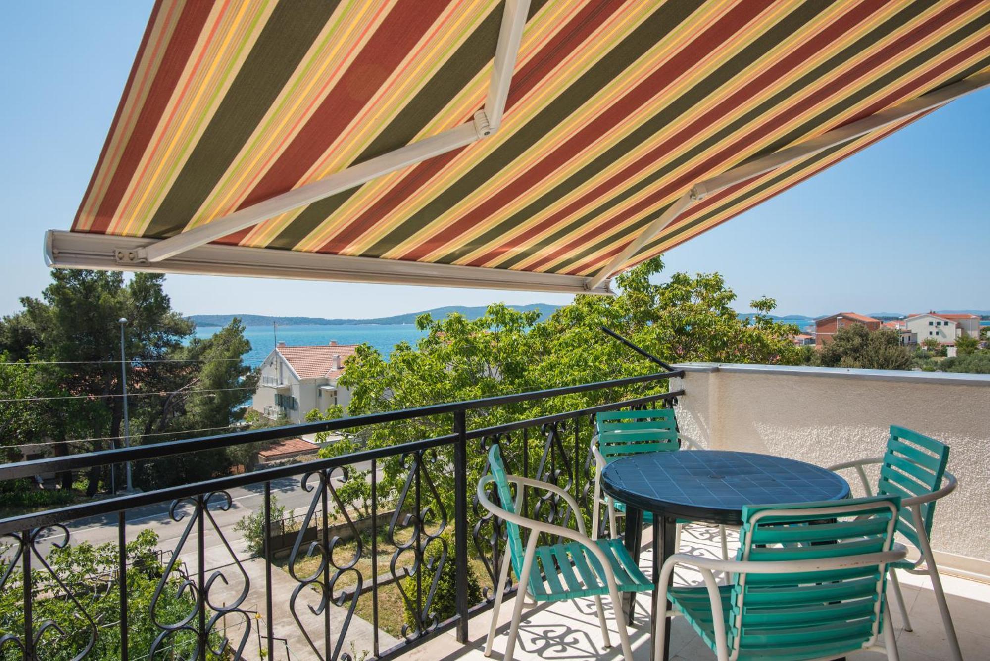 Apartments Brodarica Beach With Balcony Seaview Exterior foto